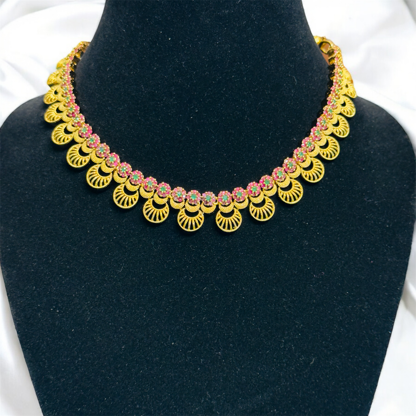 Simple and Elegant Necklace with Earrings