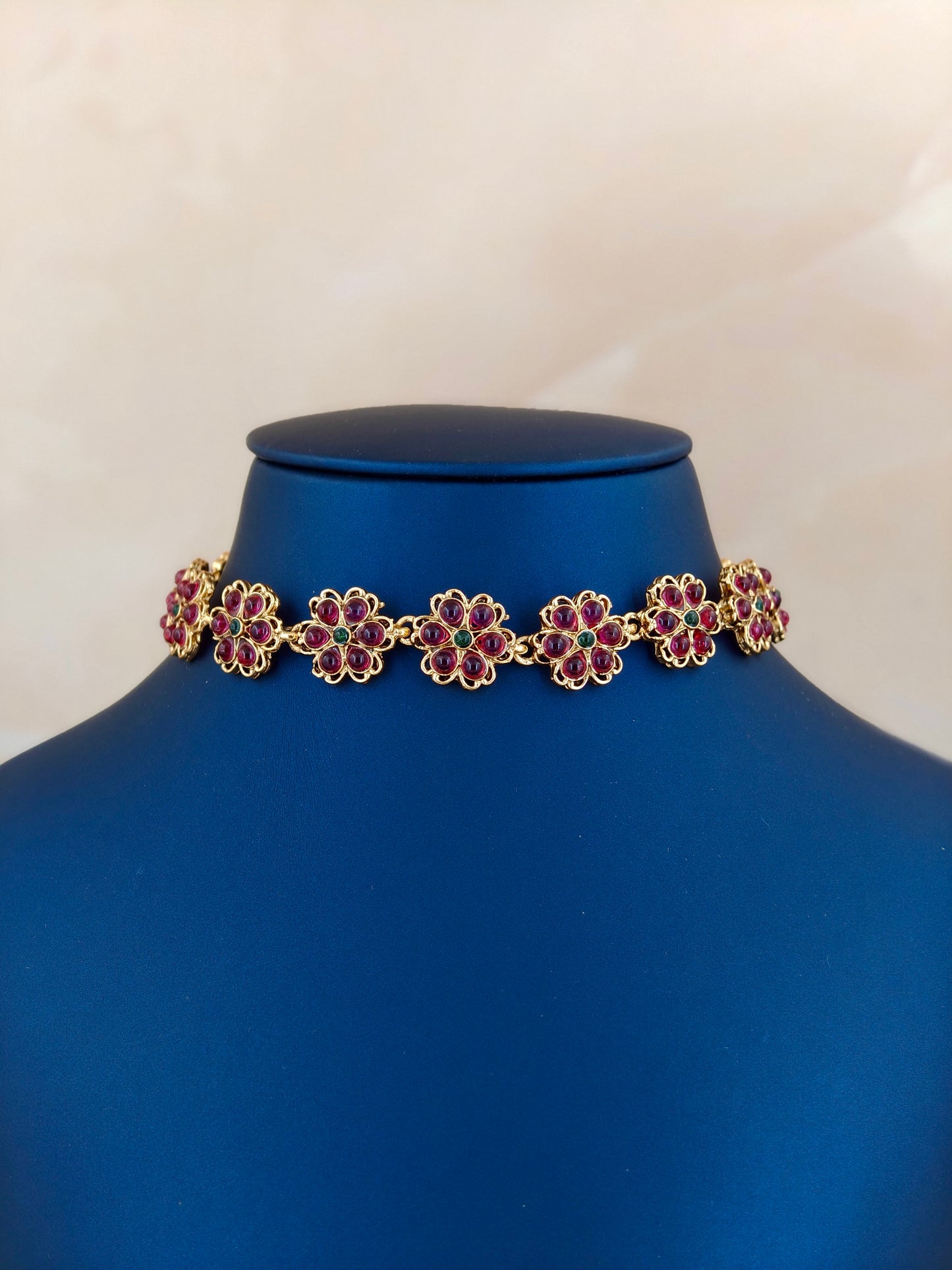 Floral pattern Choker Magenta & Green