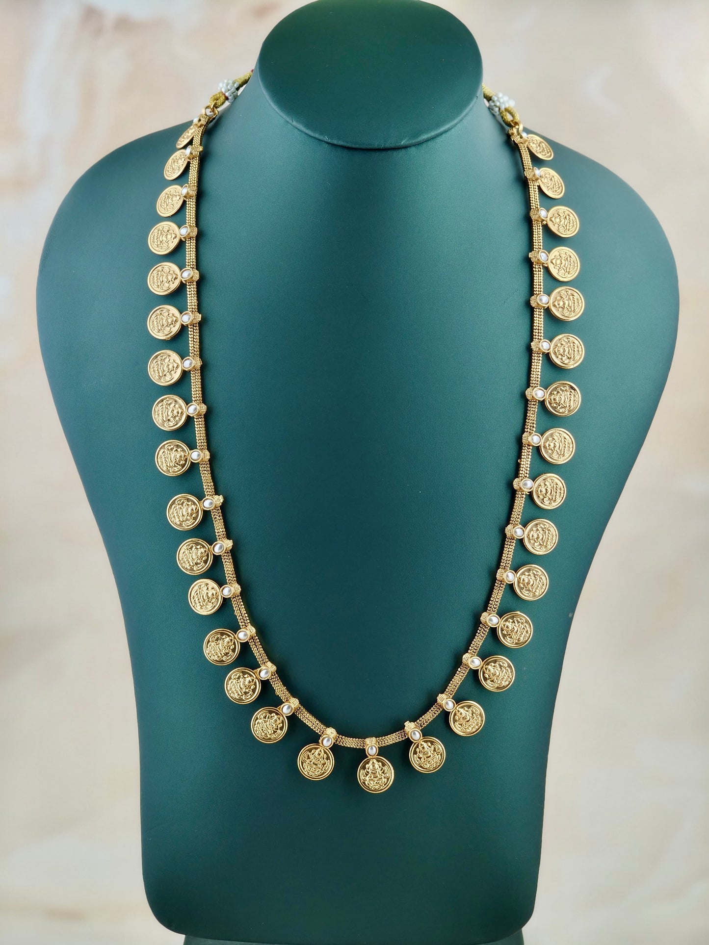 Classic Traditional kaashu maala