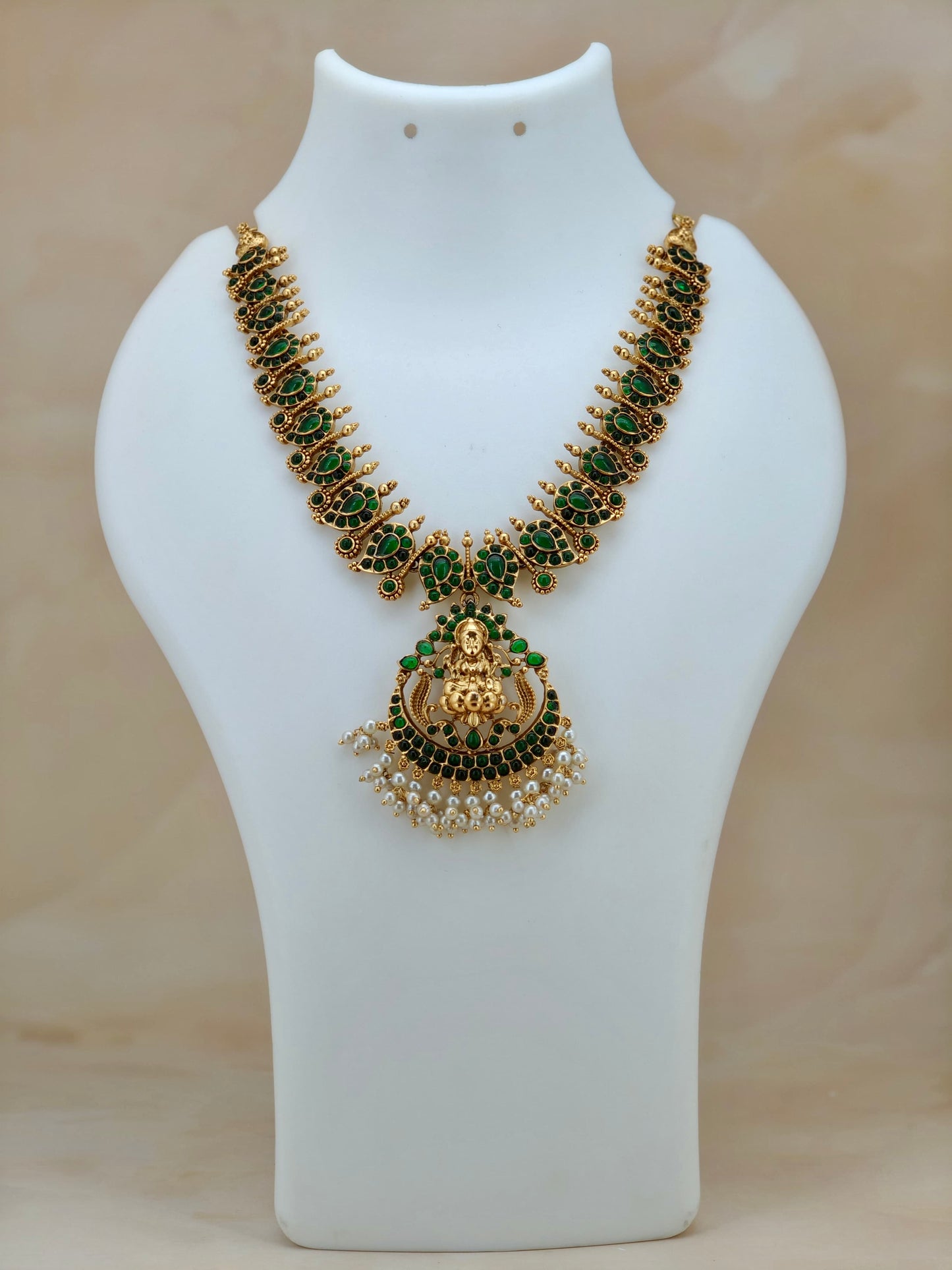 Lekshmi Kemp Stone Necklace Green