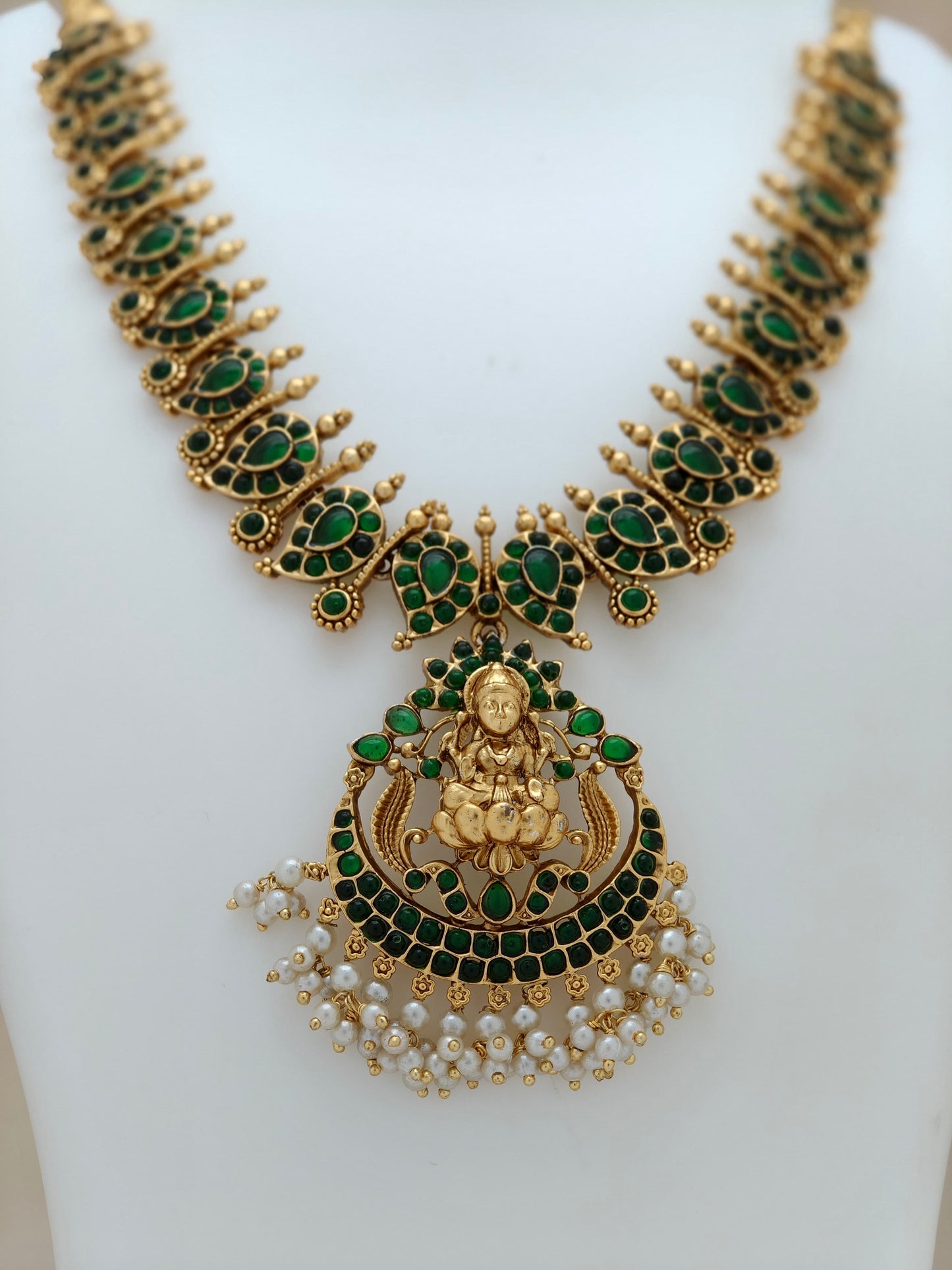Lekshmi Kemp Stone Necklace Green