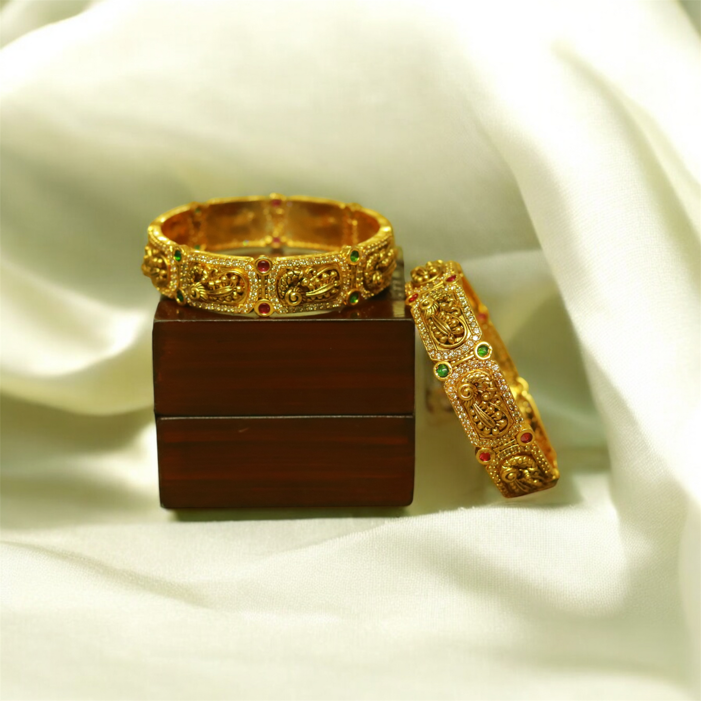 Antique Peacock Bangle (Set of 2)