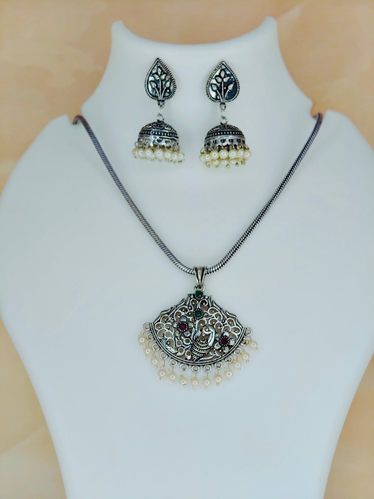 Simple Oxidised Pendant Set