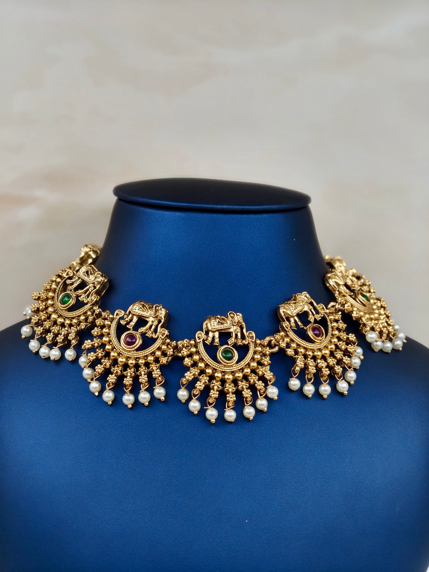 Beautiful Maathanga Necklace with Pearls