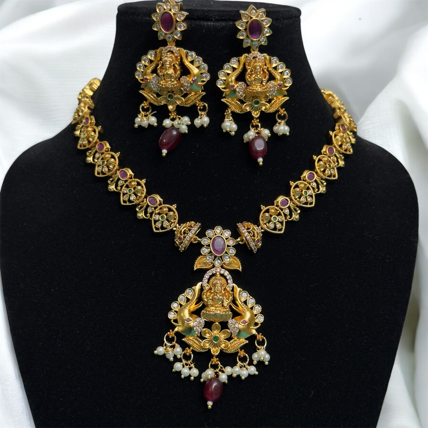 Unique Lakshmi Pendant Necklace with Earrings