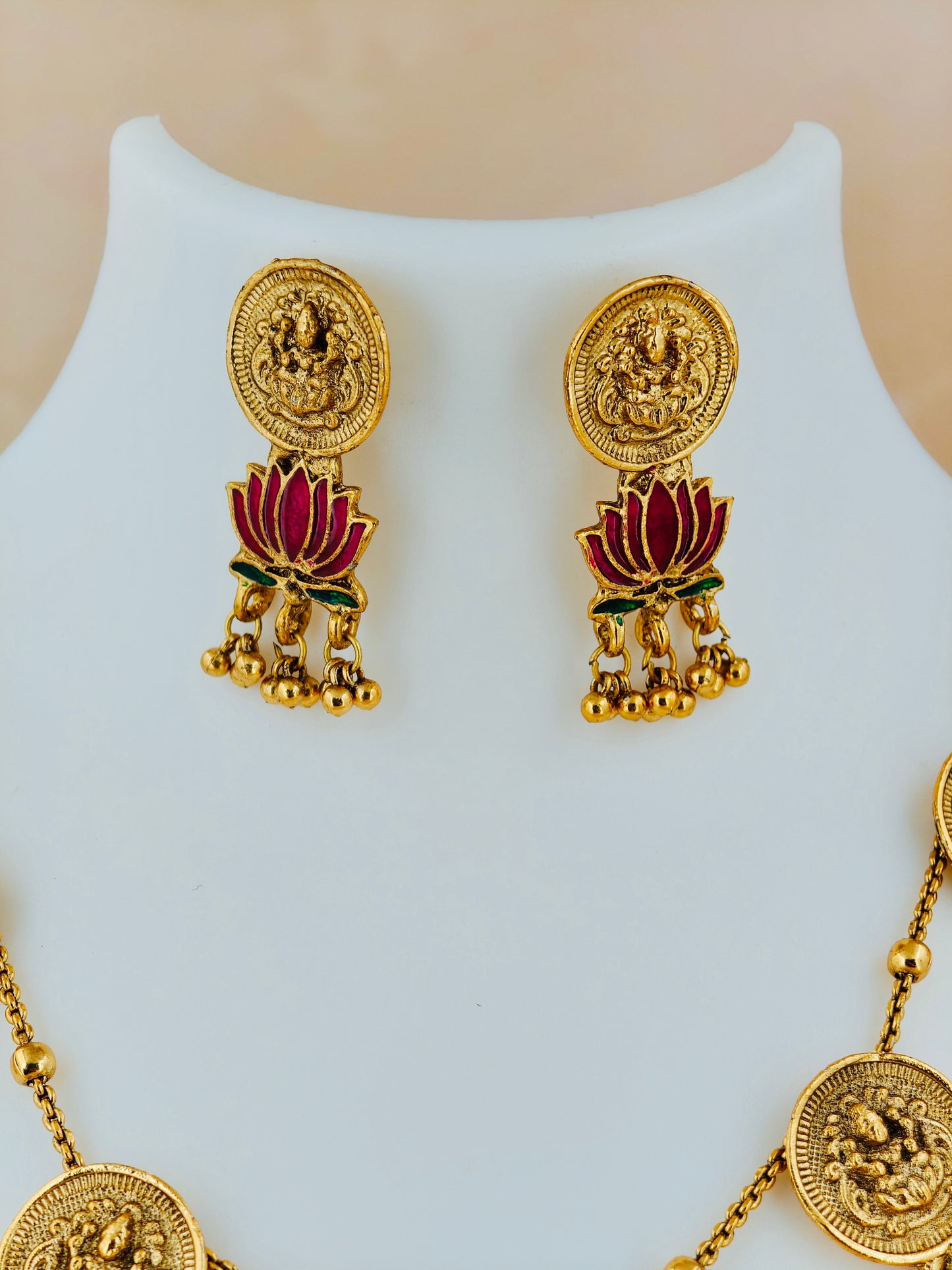 Trending Lotus Coin Necklace