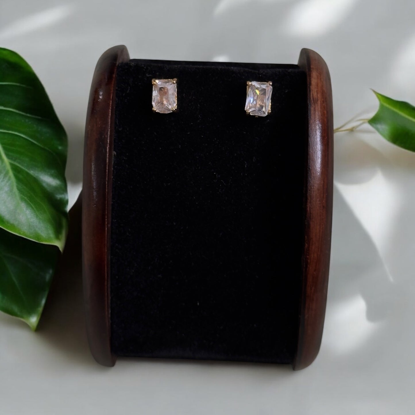 Single Stone Stud (square-small)