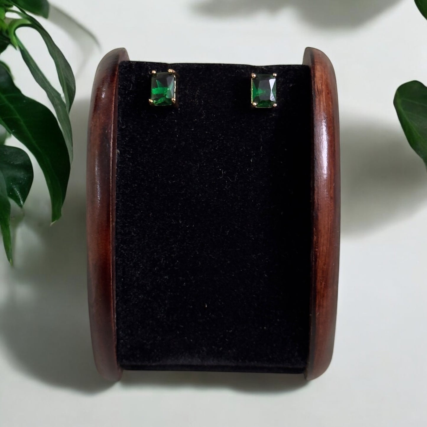 Single Stone Stud (square-small)