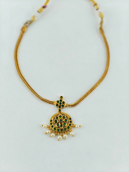 Chutti & Chain Green stones