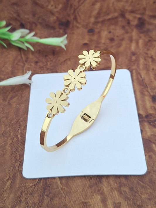 Anti -tarnish Gold Plated Kada