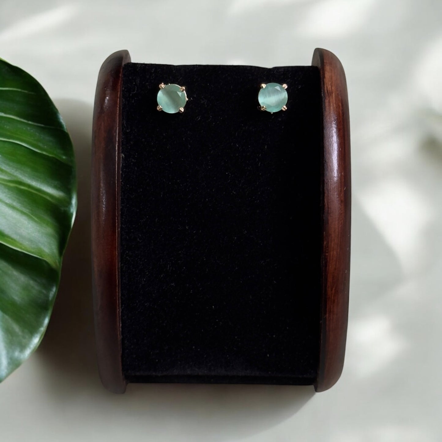 Single Stone Stud (round-small)
