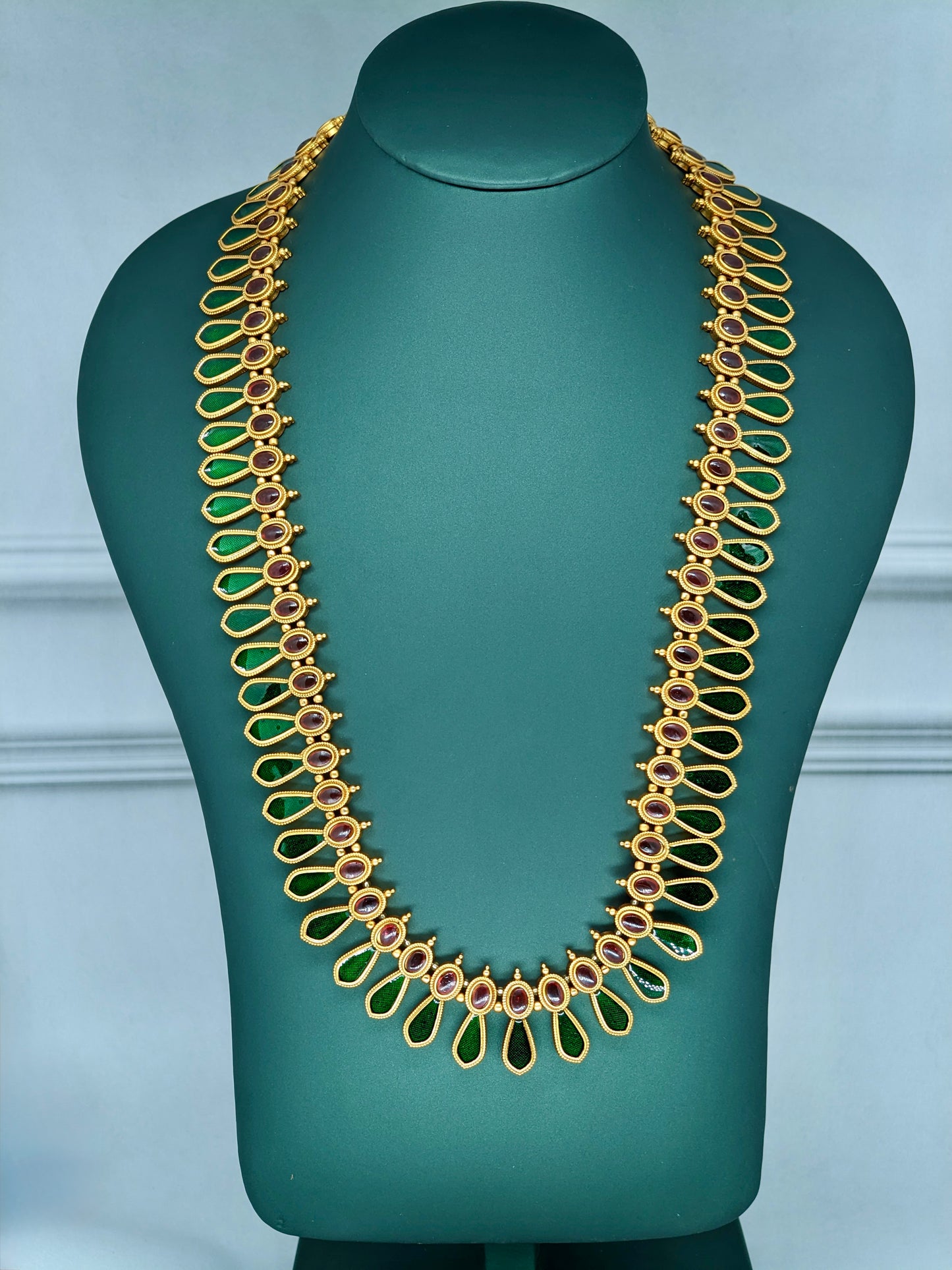 Antique Nagapada haaram Green