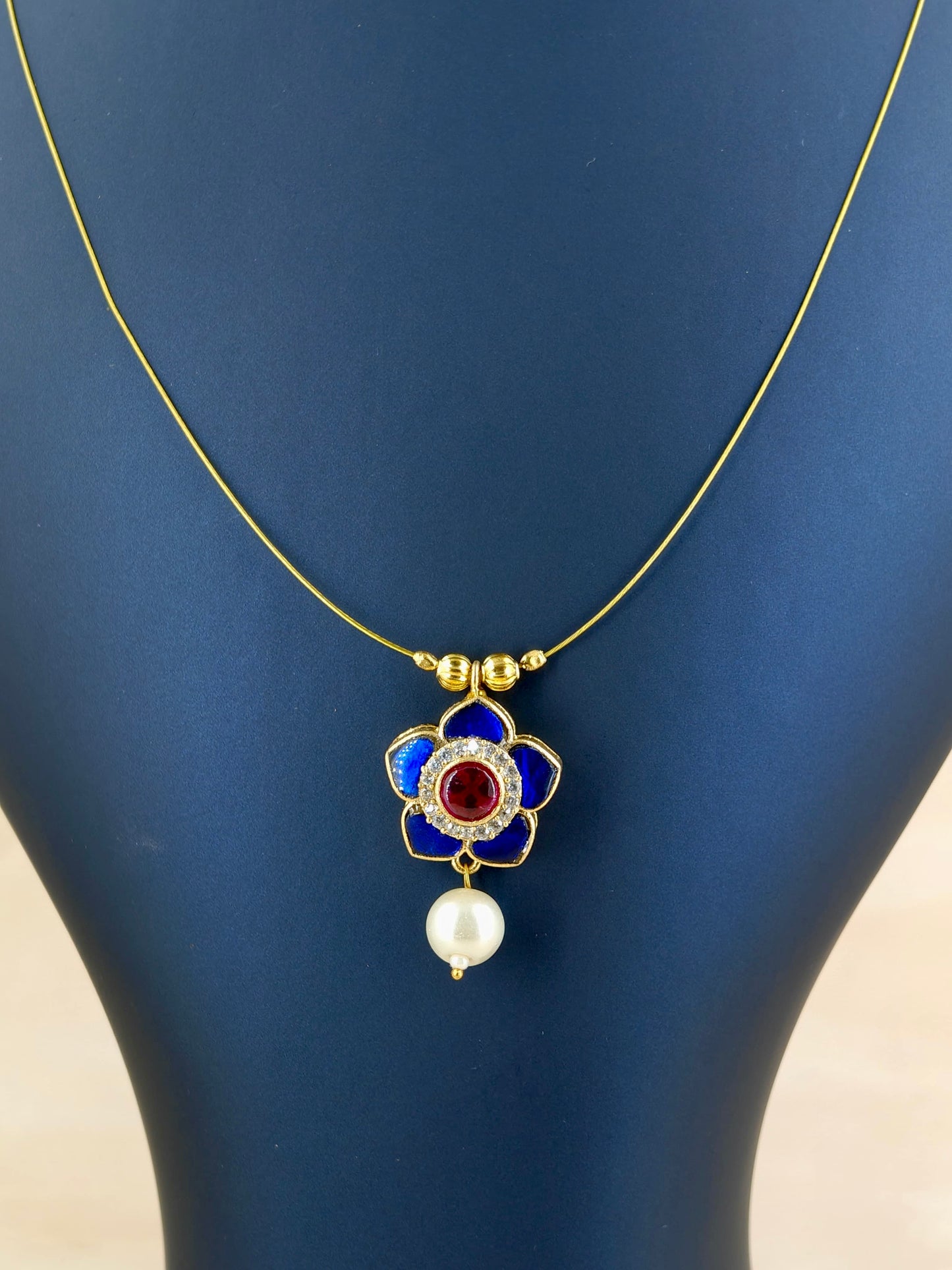 Simple Flower Pendant Invisible Necklace Royal Blue & Pink