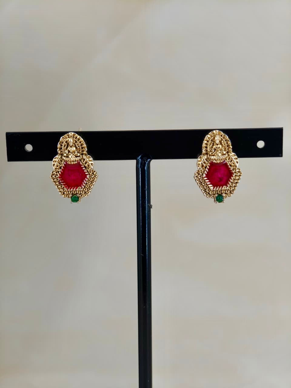 Beautiful Pendant Necklace Rani Pink