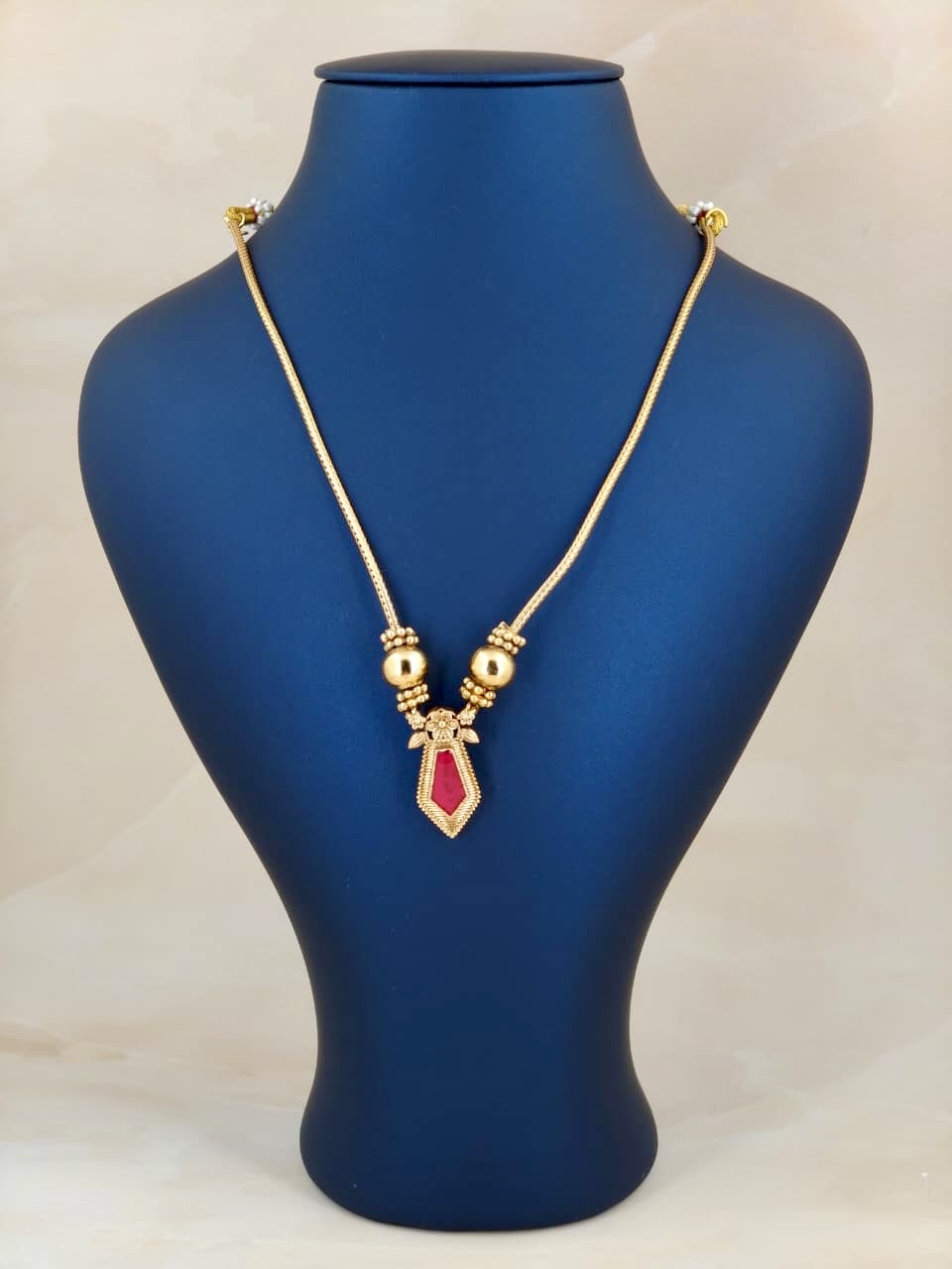 Mini Pendant Necklace