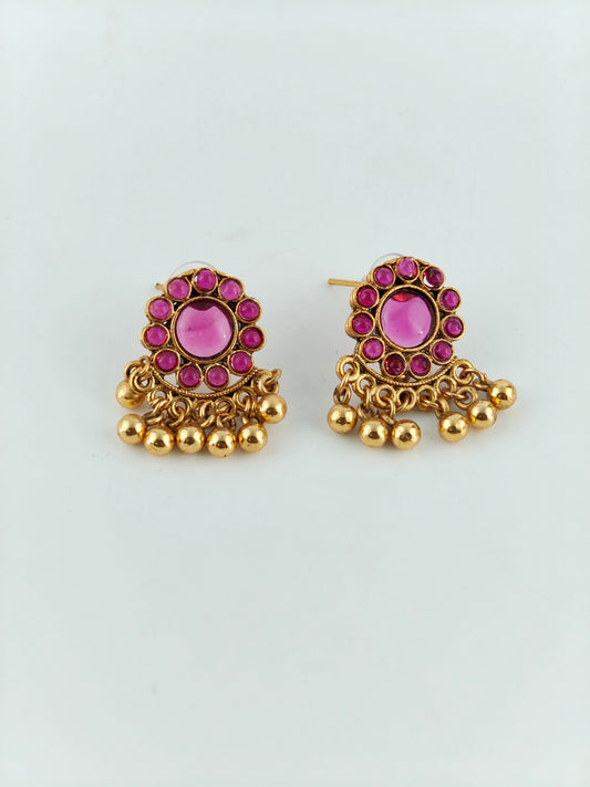 Beautiful Kemp stone necklace Ruby