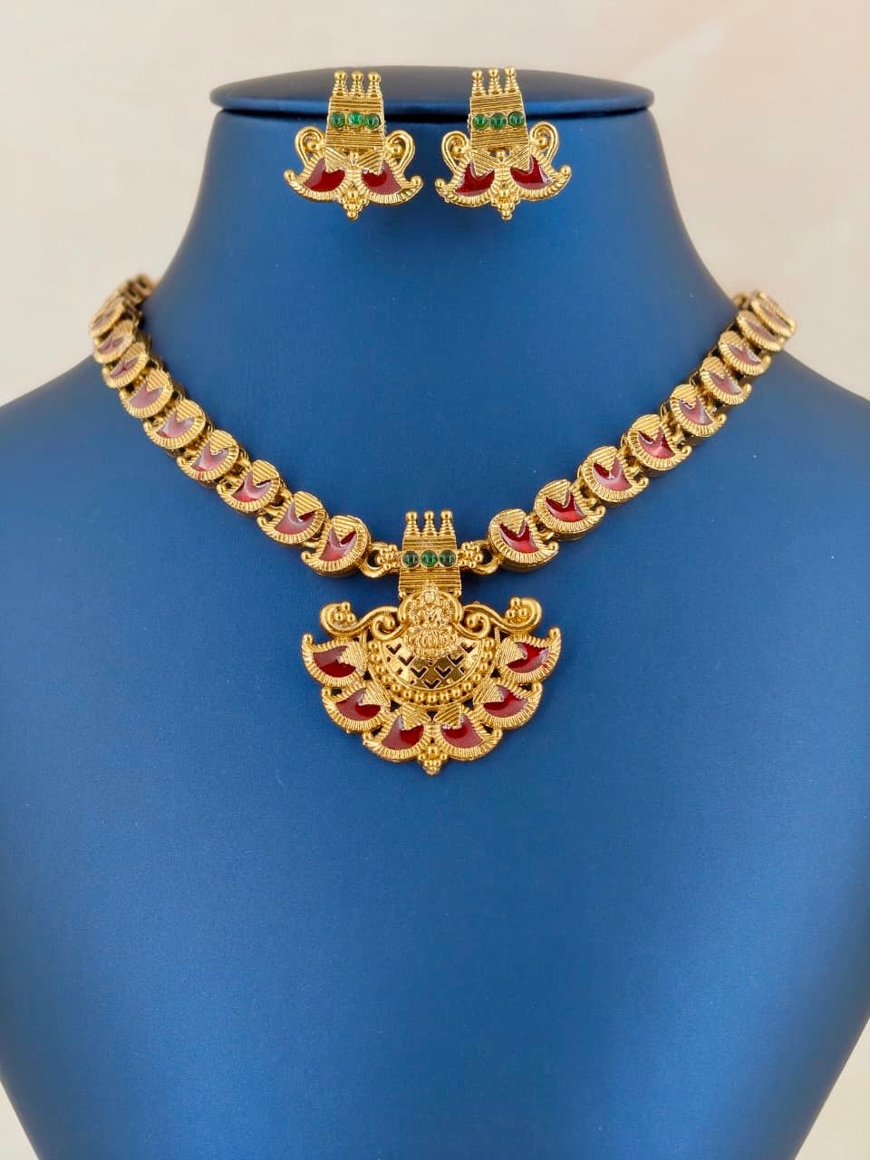 Antique Lakshmi Pendant Enamel Necklace Red