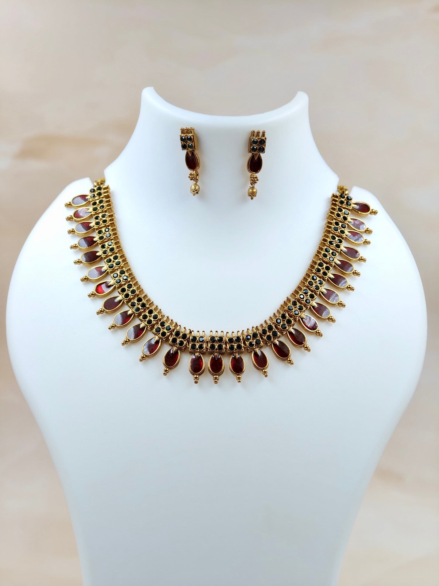 Beautiful Nagapada Necklace