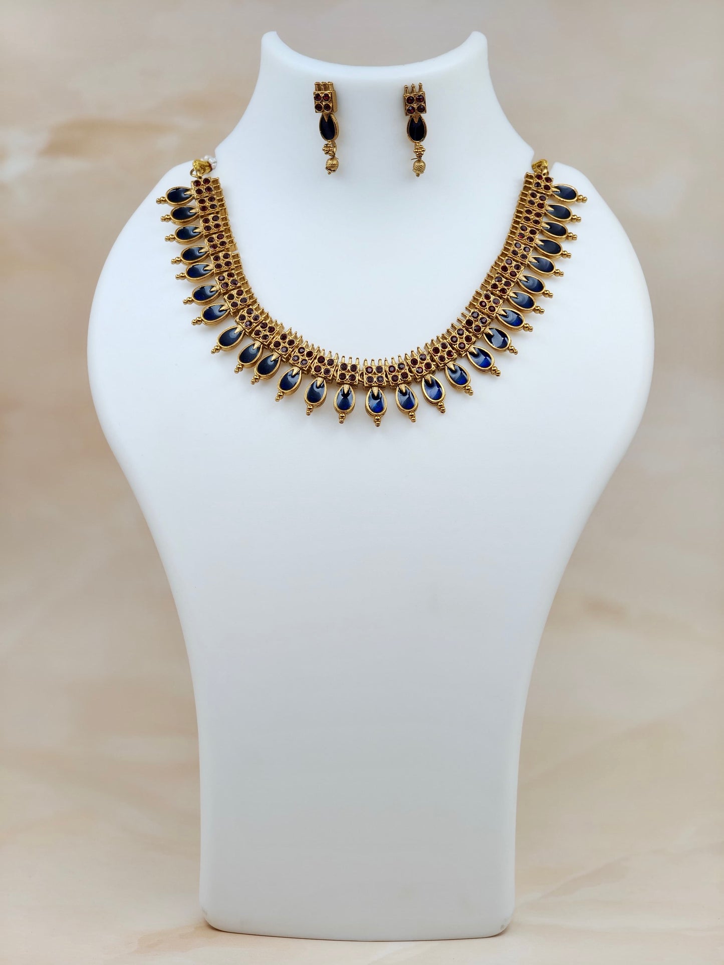 Beautiful Nagapada Necklace