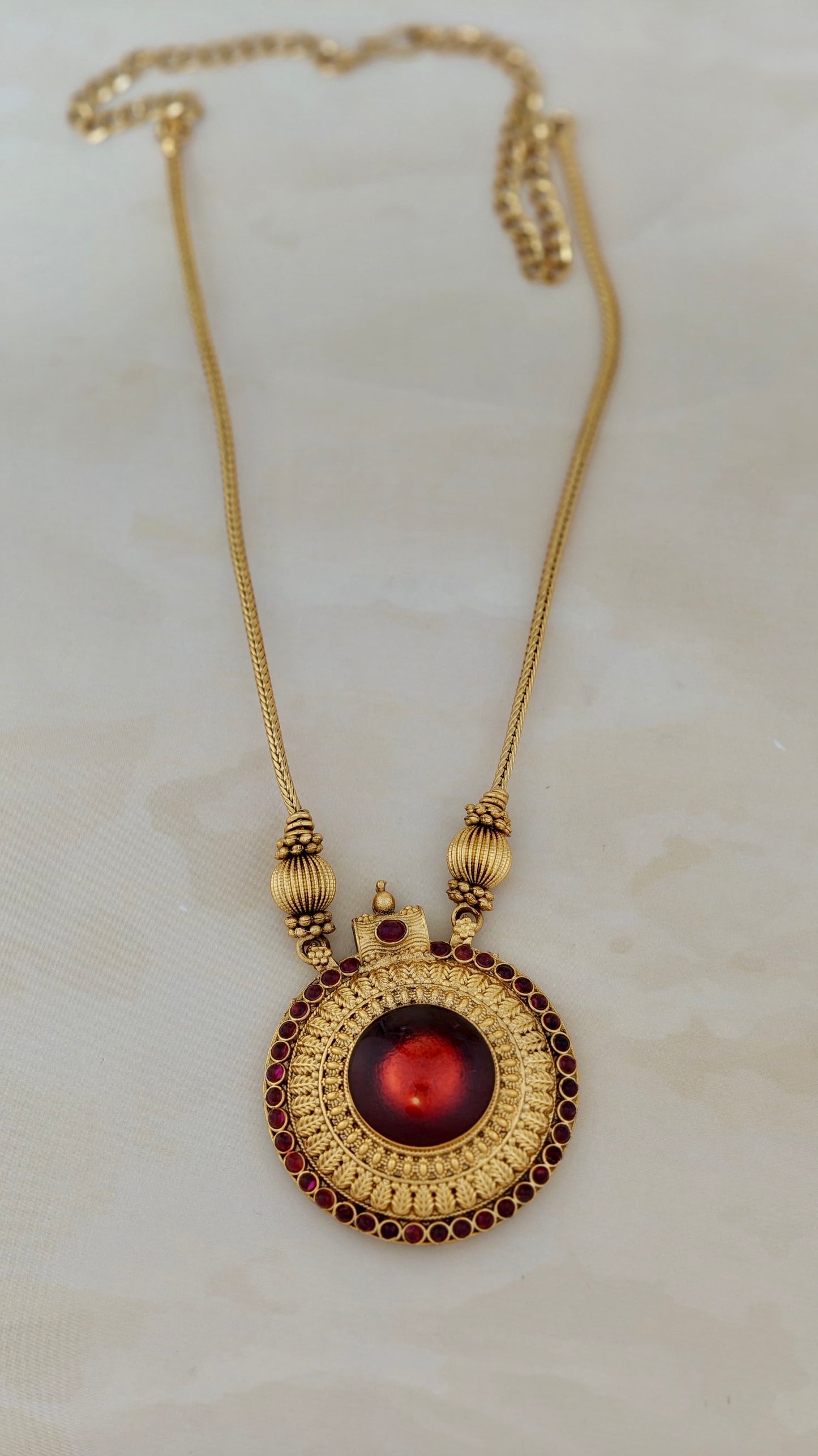 Beautiful Lakshmi Pendant Necklace Red