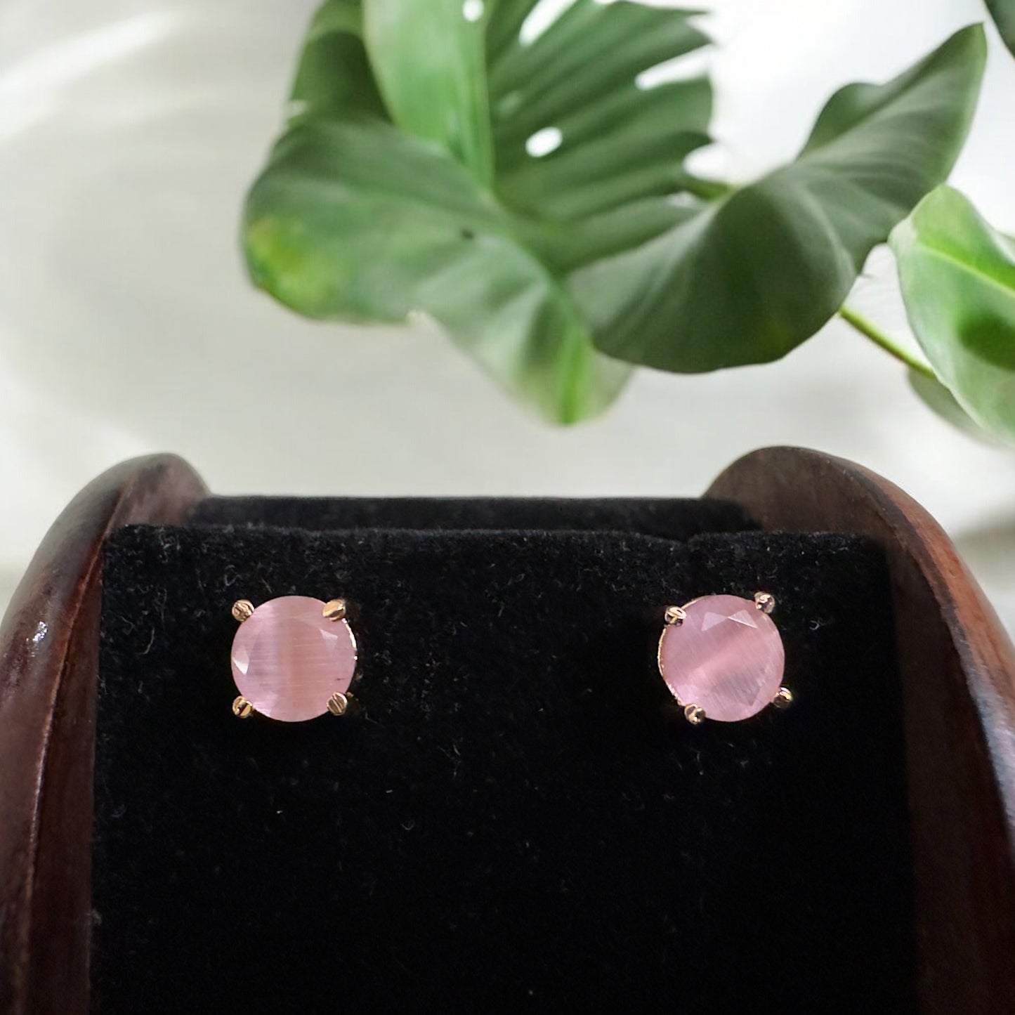 Single Stone Stud (round-small)