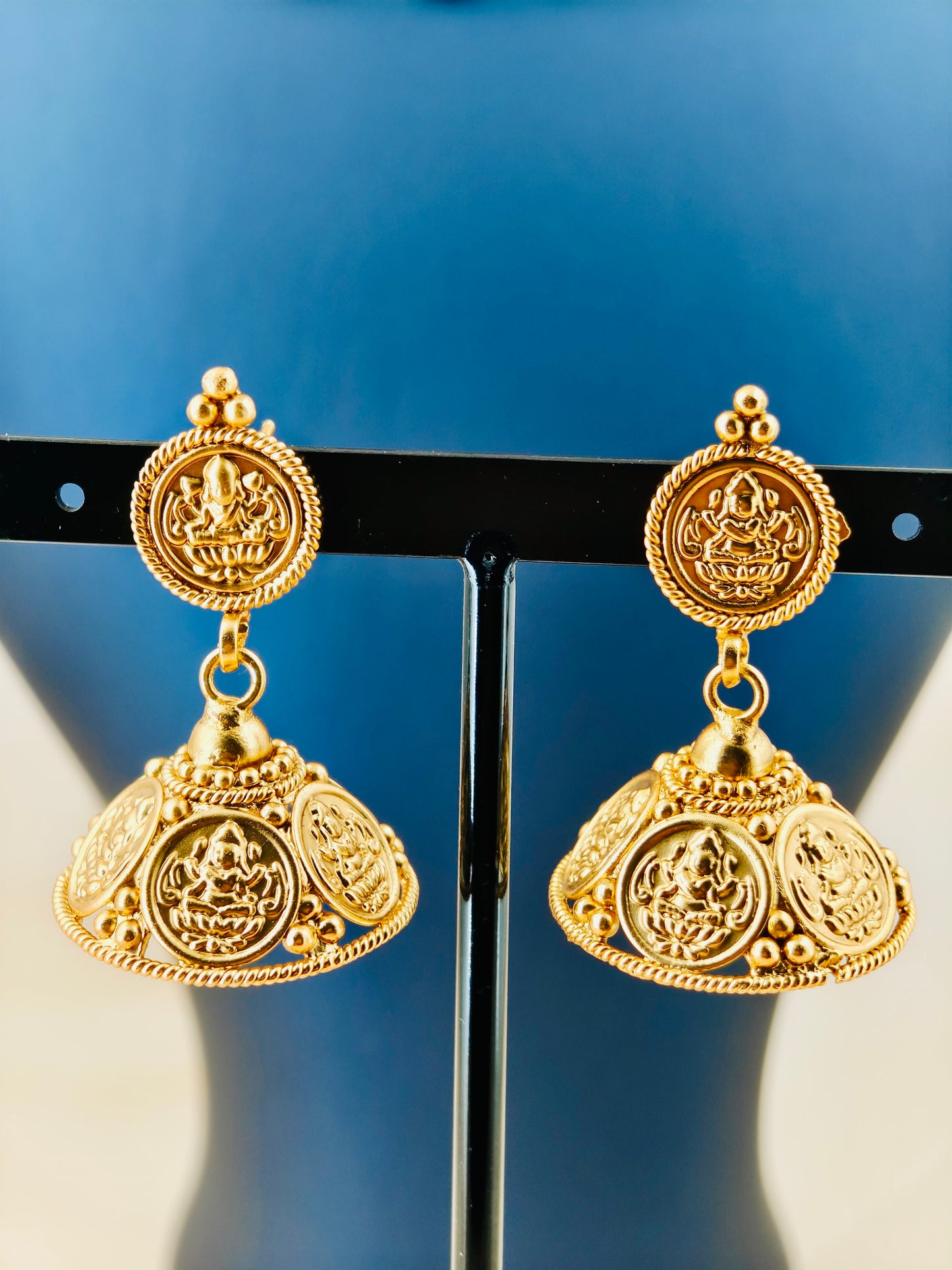Stunning Double layer Coin Necklace