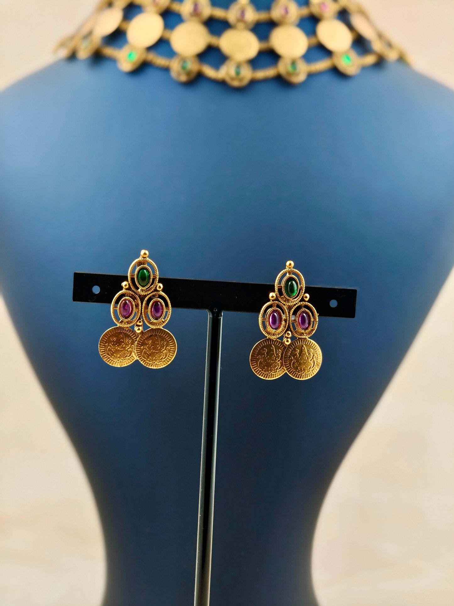 Traditional Coin Necklace with Kemp Stones