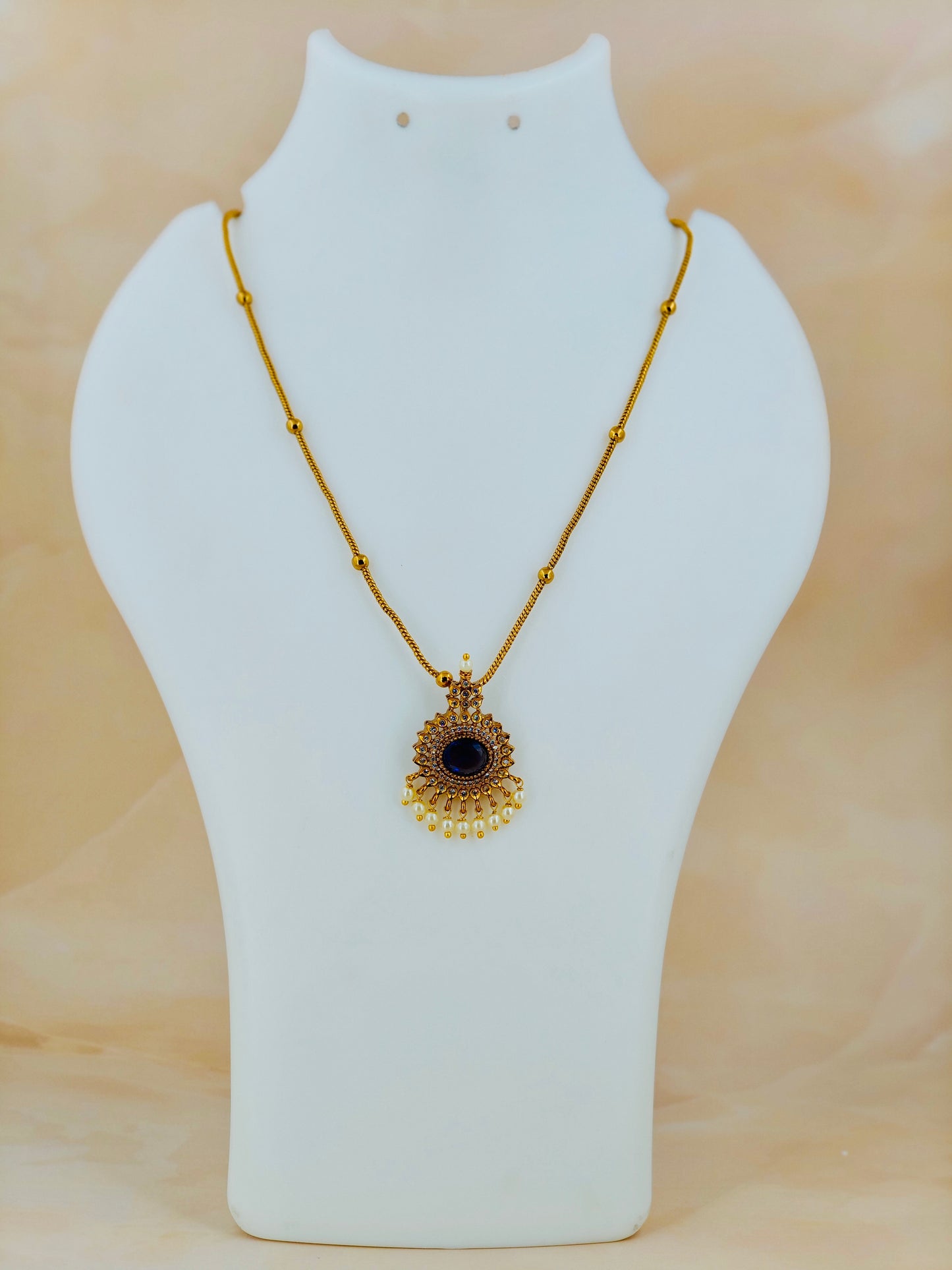 Stunning A D stone Single Pendant Chain