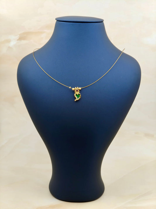 Single Mango Pendant Invisible chain Green