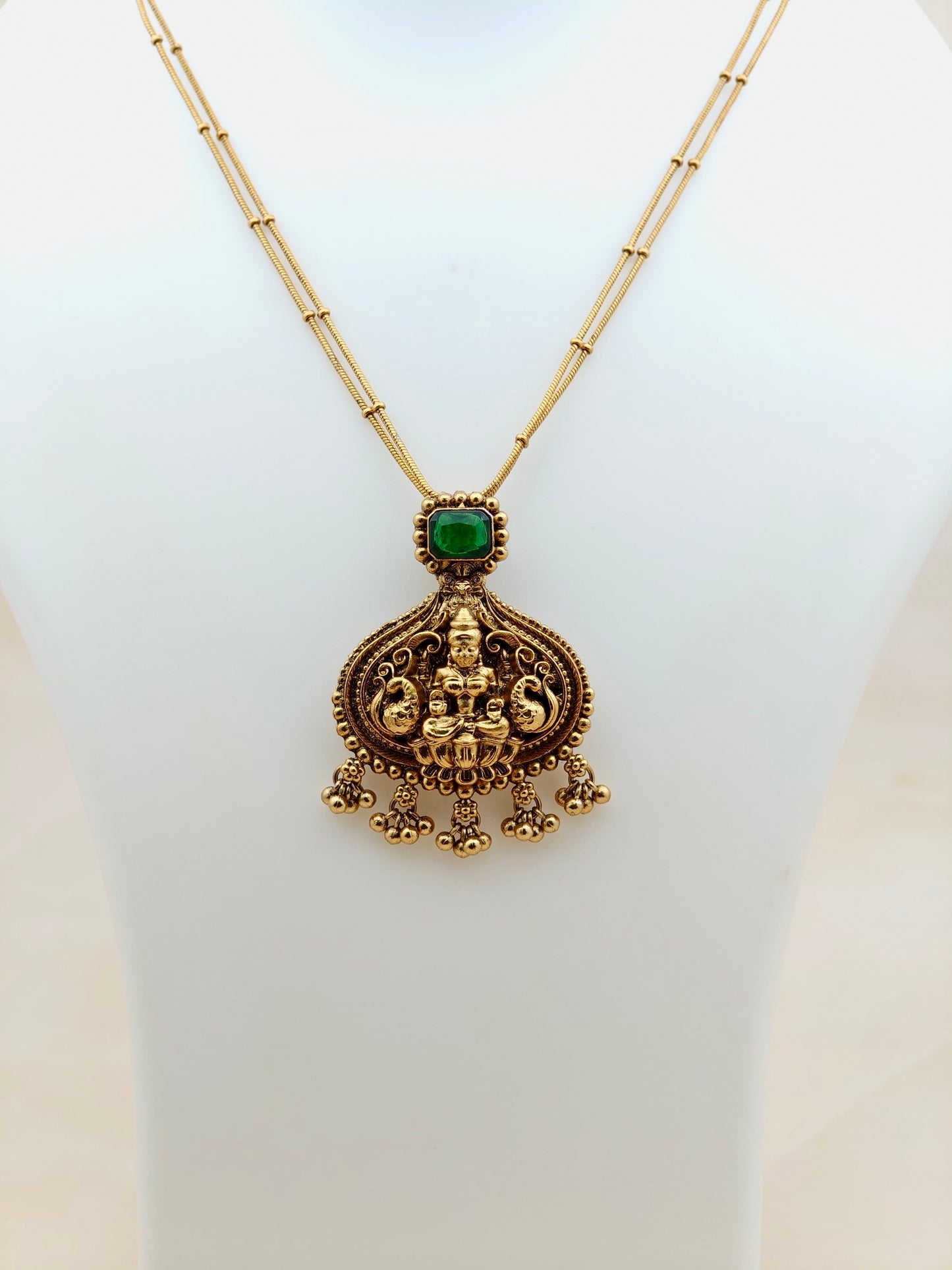 Lakshmi Pendant Necklace Green