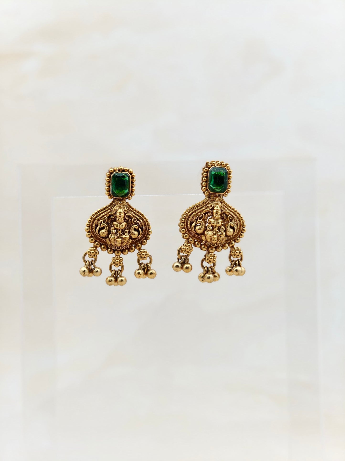 Lakshmi Pendant Necklace Green