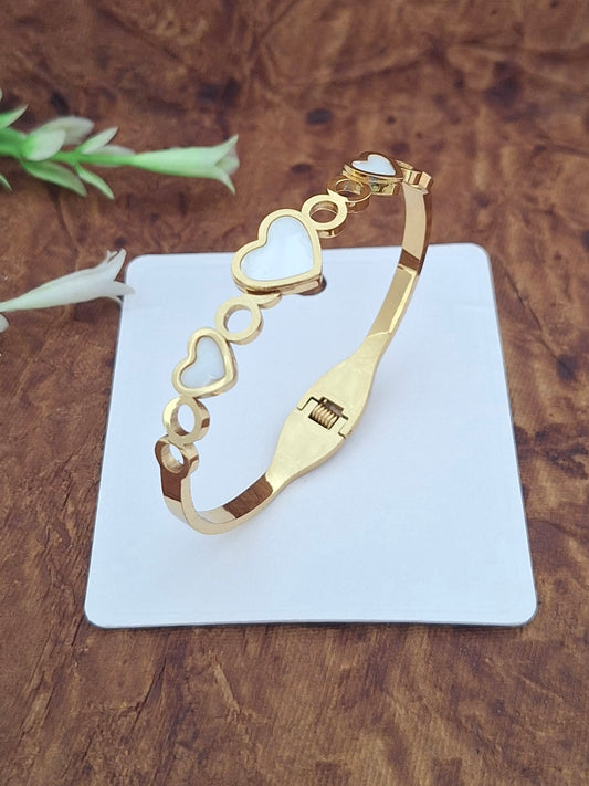 Anti -tarnish Gold Plated Kada