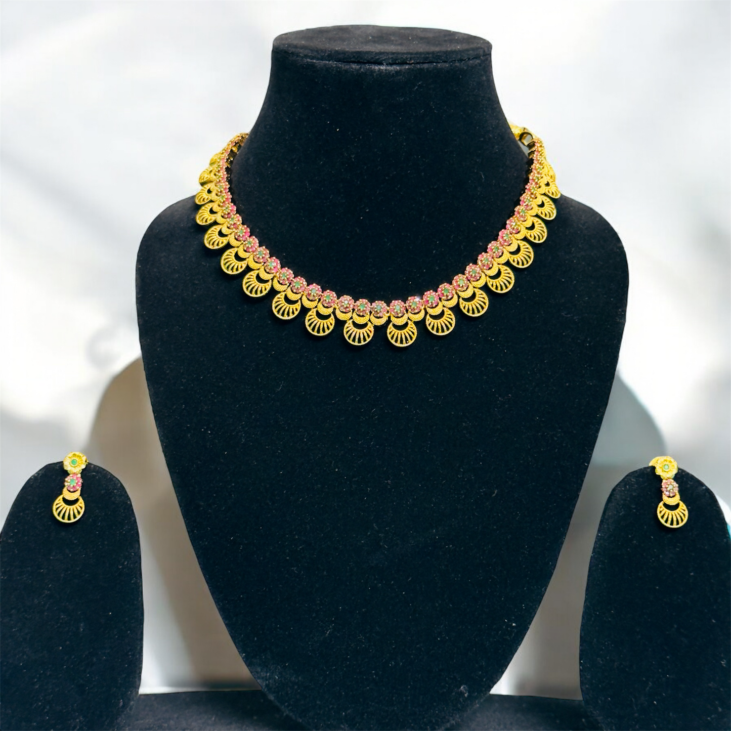 Simple and Elegant Necklace with Earrings