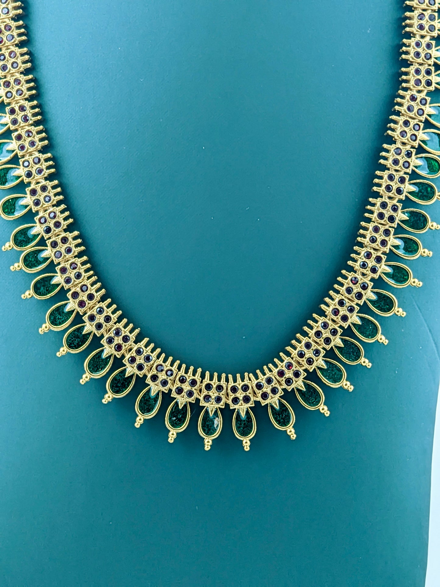 Beautiful Traditional Nagapadam Haaram Green