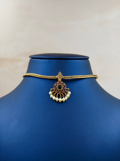 Traditional Chuttiyum Chainum with pearls