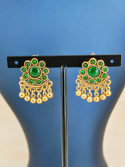 Trending Choker Green
