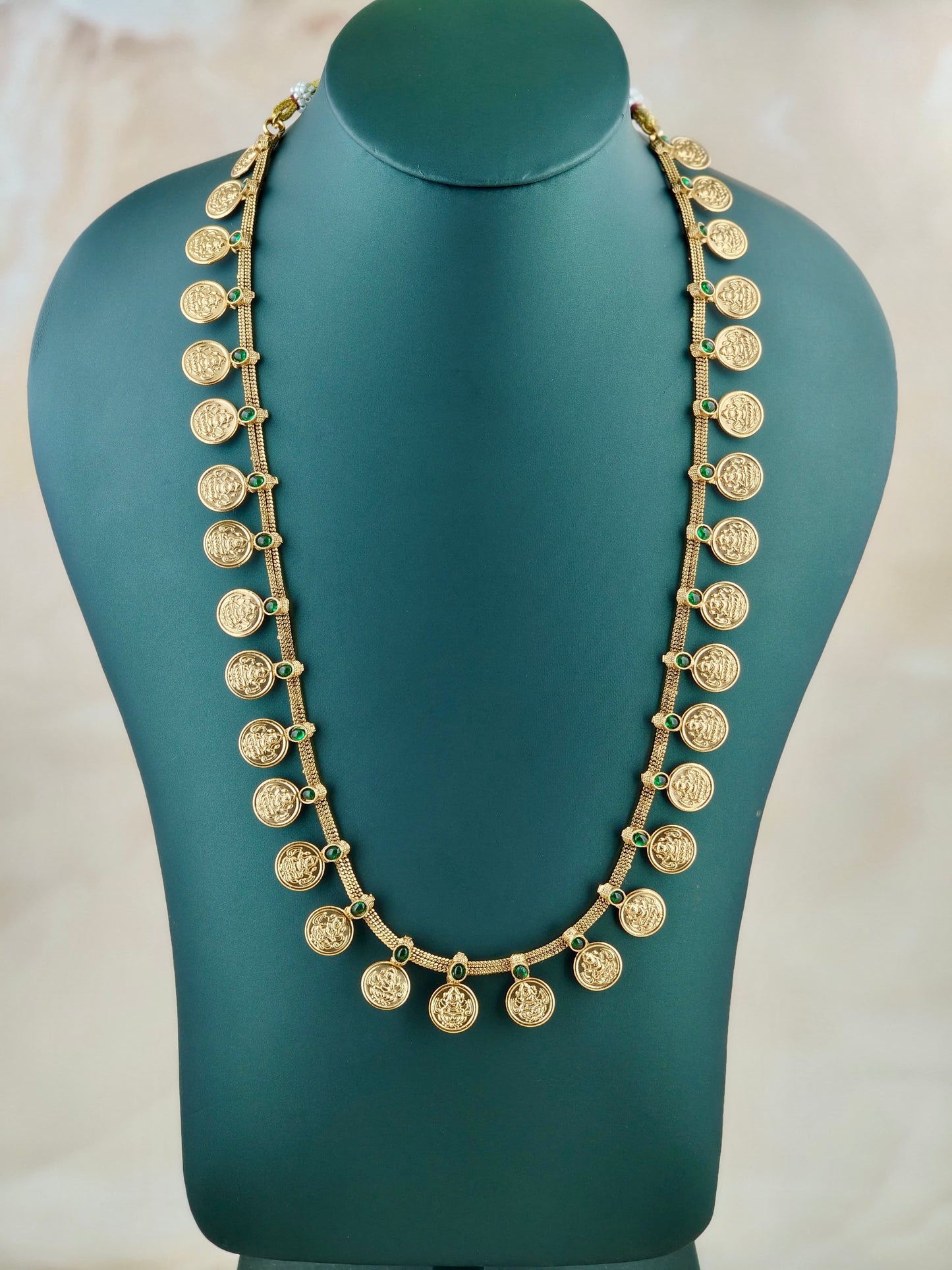 Classic Traditional kaashu maala