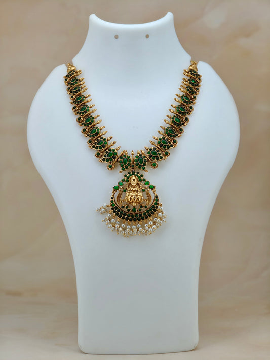 Lekshmi Kemp Stone Necklace Green