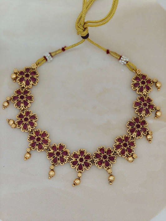 Floral Pattern Hanging necklace Ruby