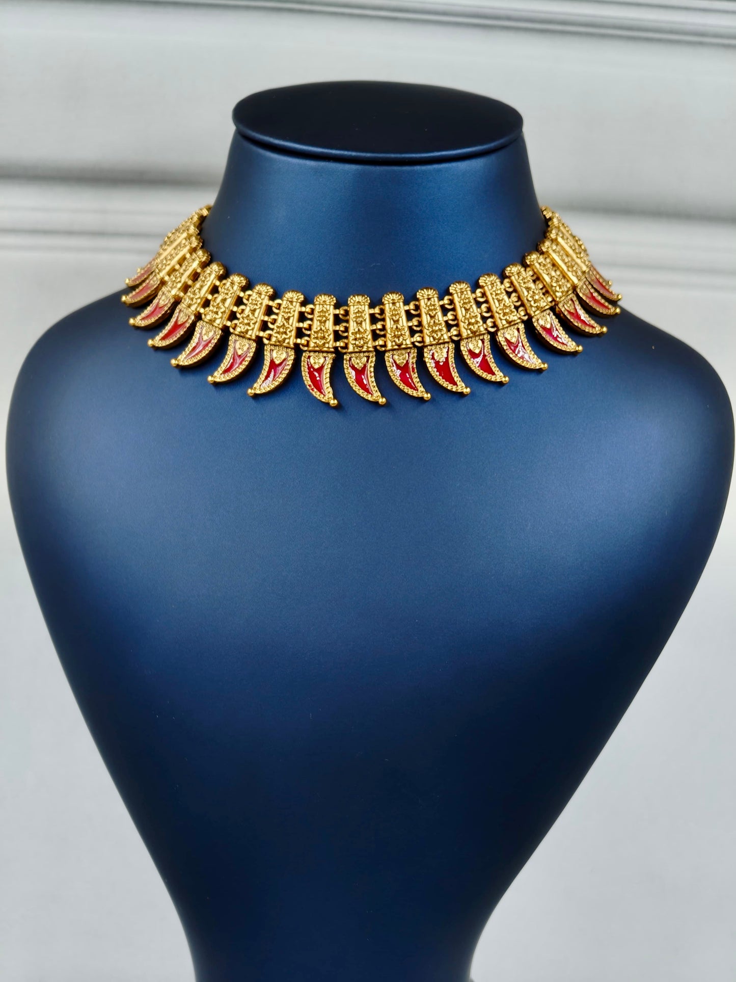 Traditional Pulinakha Necklace