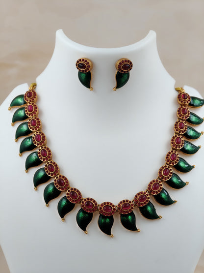 Beautiful Maanga Necklace with Earrings