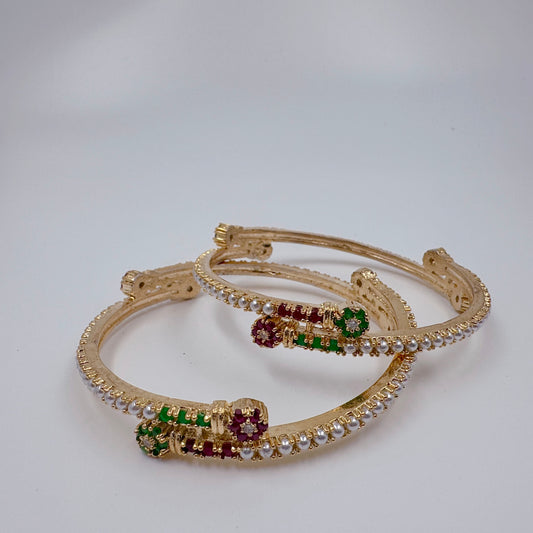 Stylish Pearl Bangles
