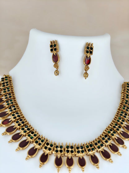 Beautiful Nagapada Necklace