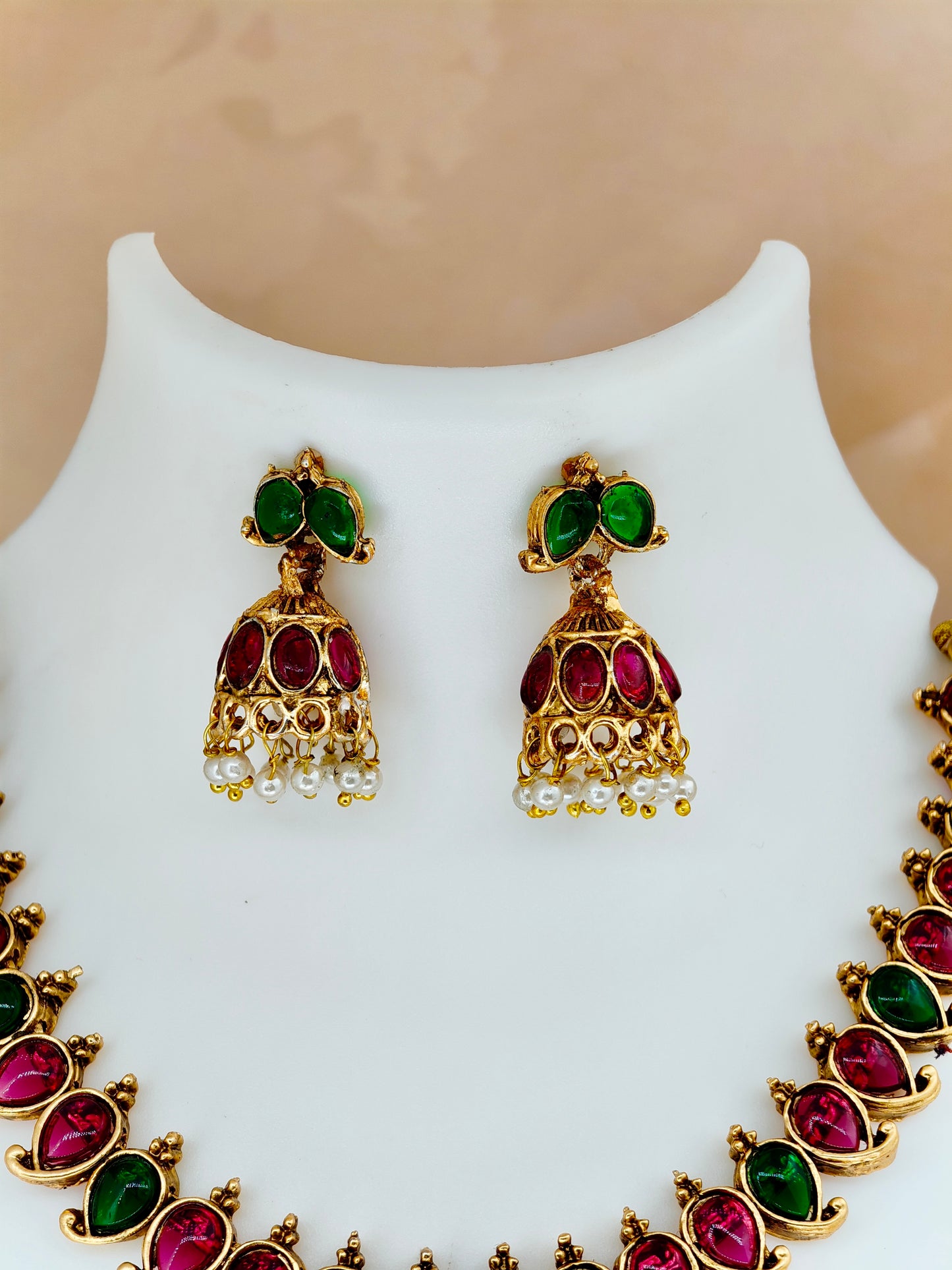 Simple Multi Kempstone Necklace