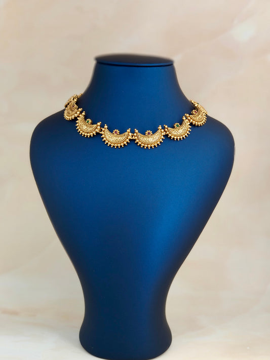 Beautiful Moon Choker