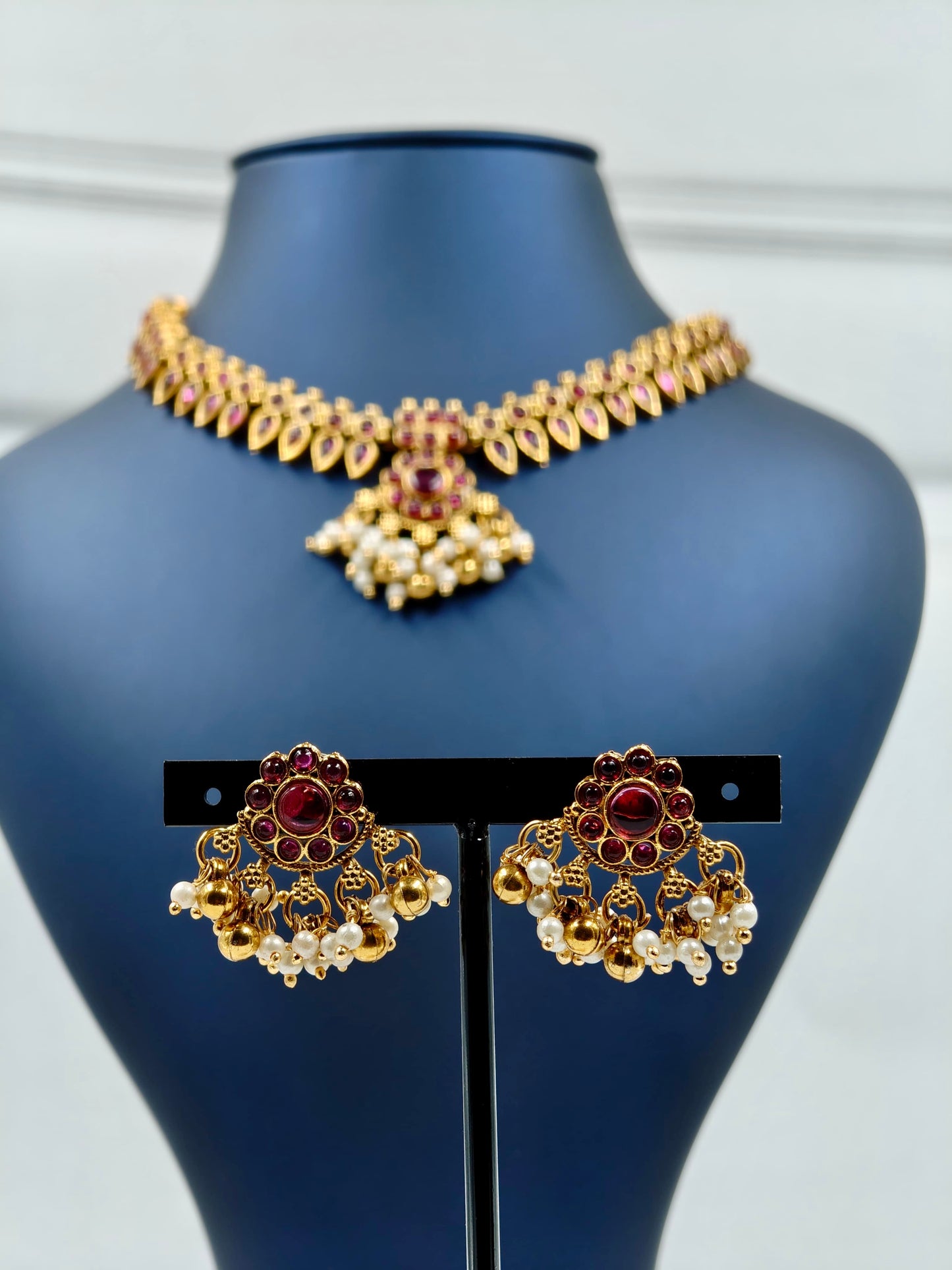 Beautiful Simple Necklace