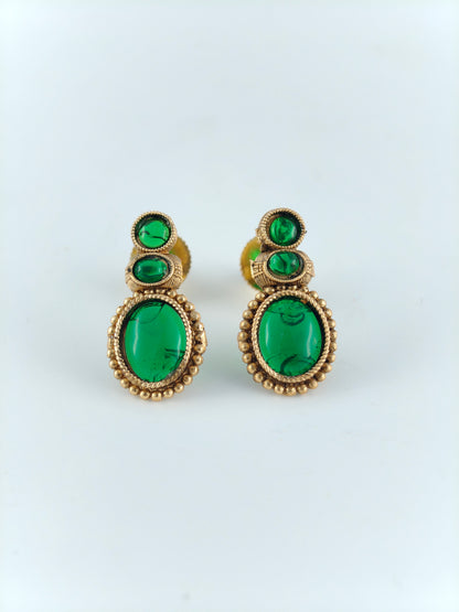 Beautiful Emerald stone Necklace