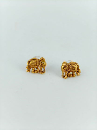 Cute Elephant necklace with multi color stones