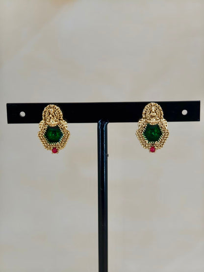 Beautiful Pendant Necklace Green