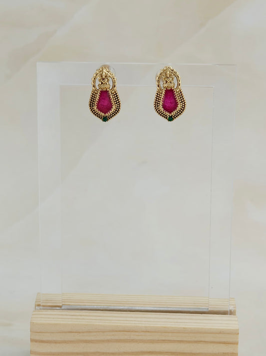 Nagapadam Pendant Necklace Rani Pink Colour